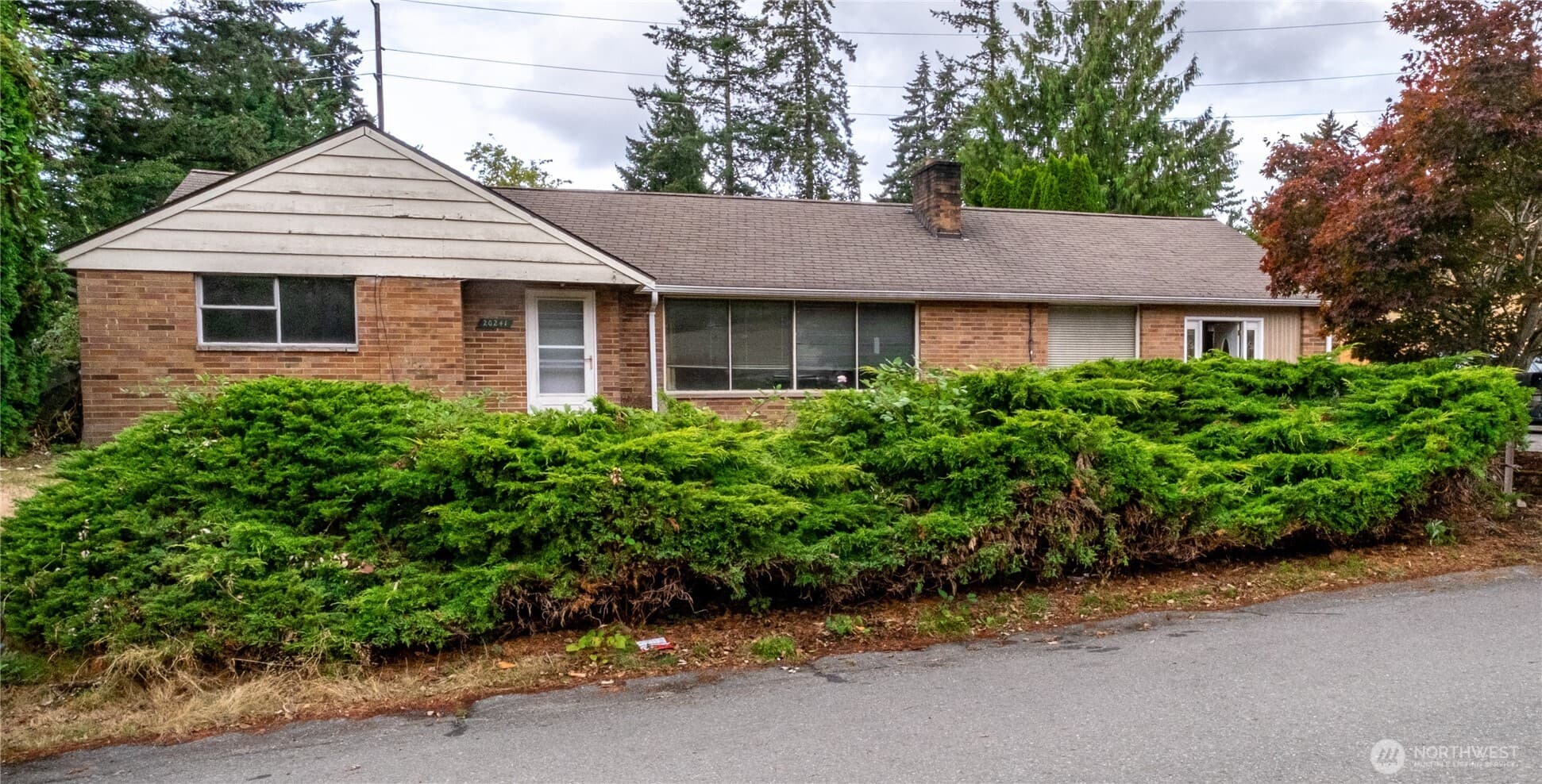 20241 20th Place NE, Shoreline, WA 98155, photo 1 of 1