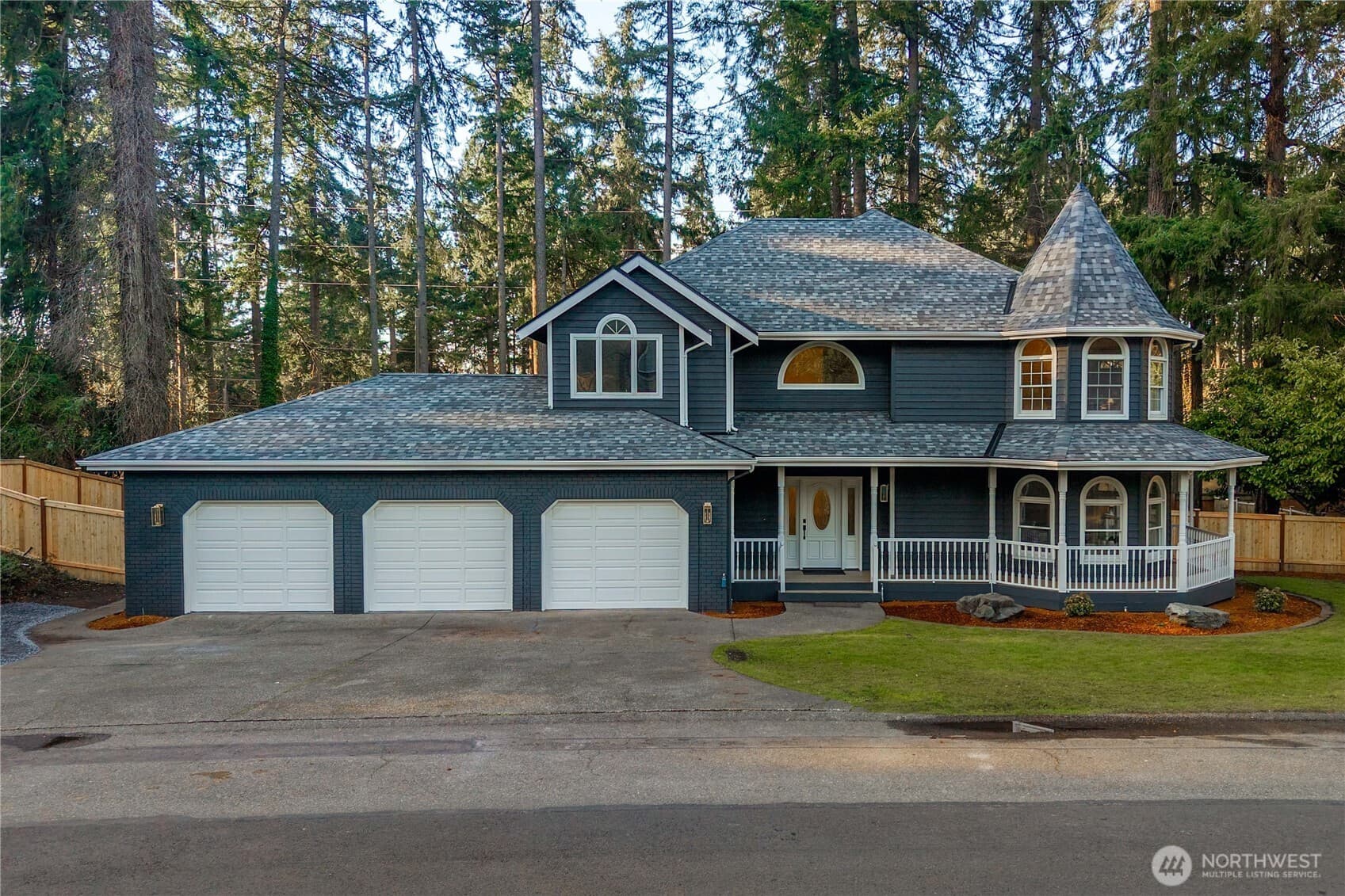 11215 Madera Circle SW, Lakewood, WA 98499, photo 1 of 1