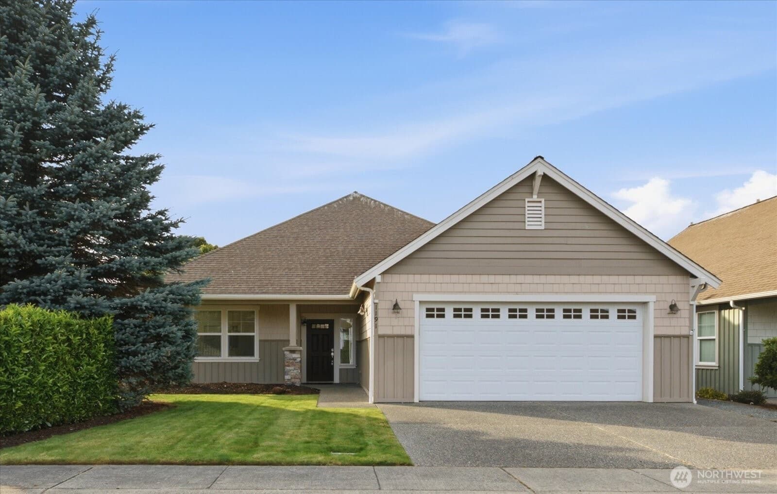 1191 SW Xavier Drive, Oak Harbor, WA 98277, photo 1 of 1