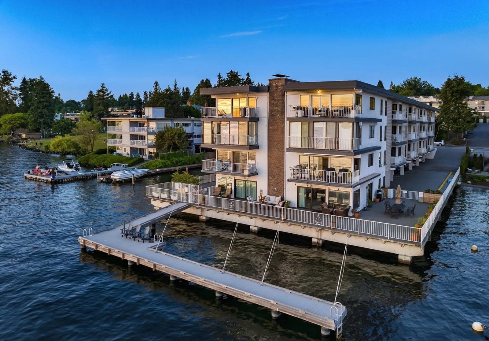 Kirkland Bay Shore