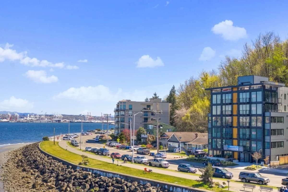 Pinnacle at Alki