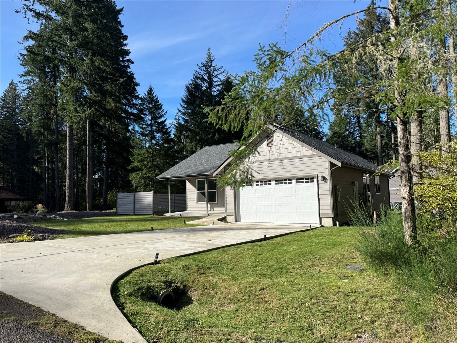 11813 Island Drive