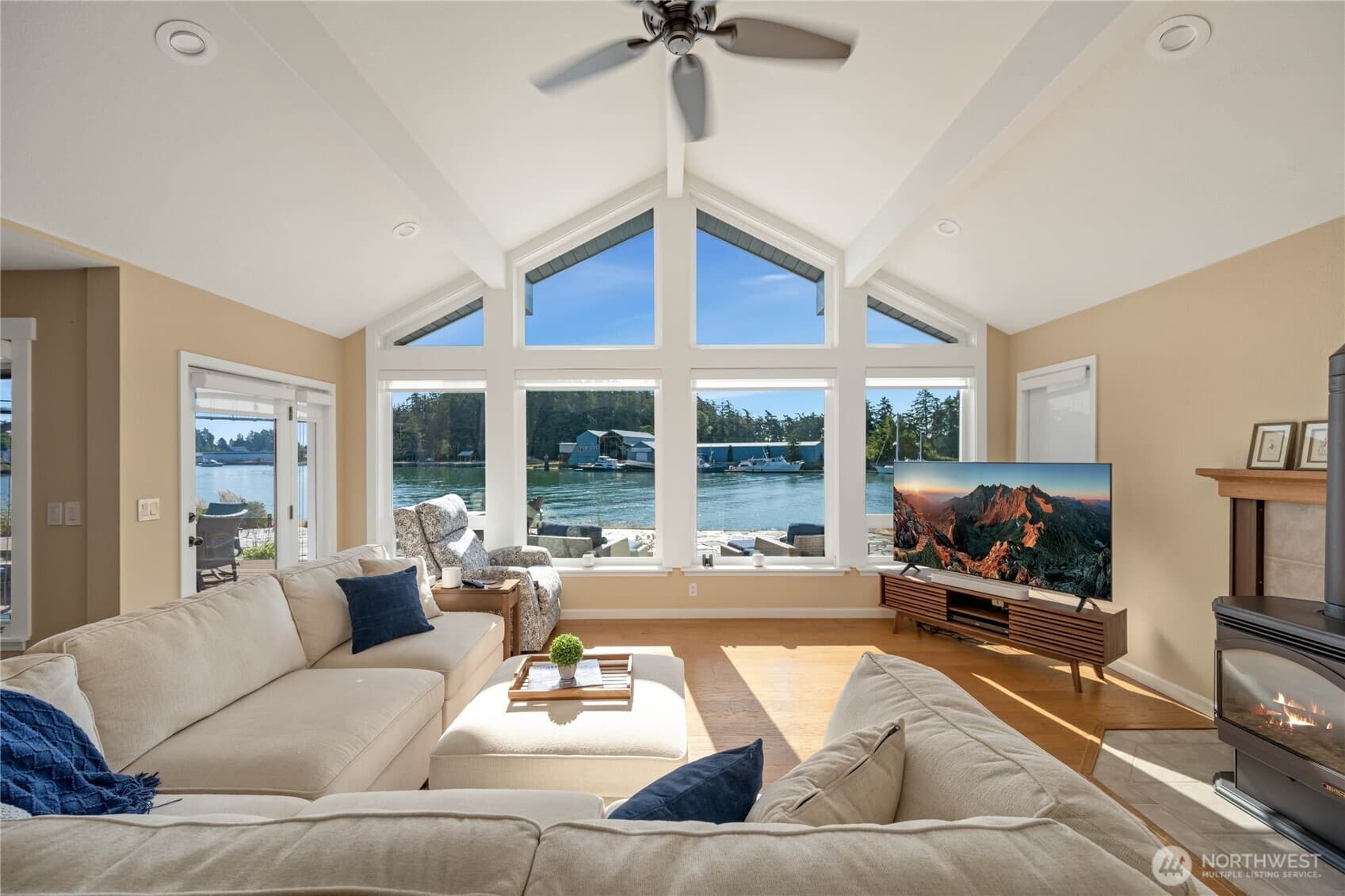 104 Chinook Place