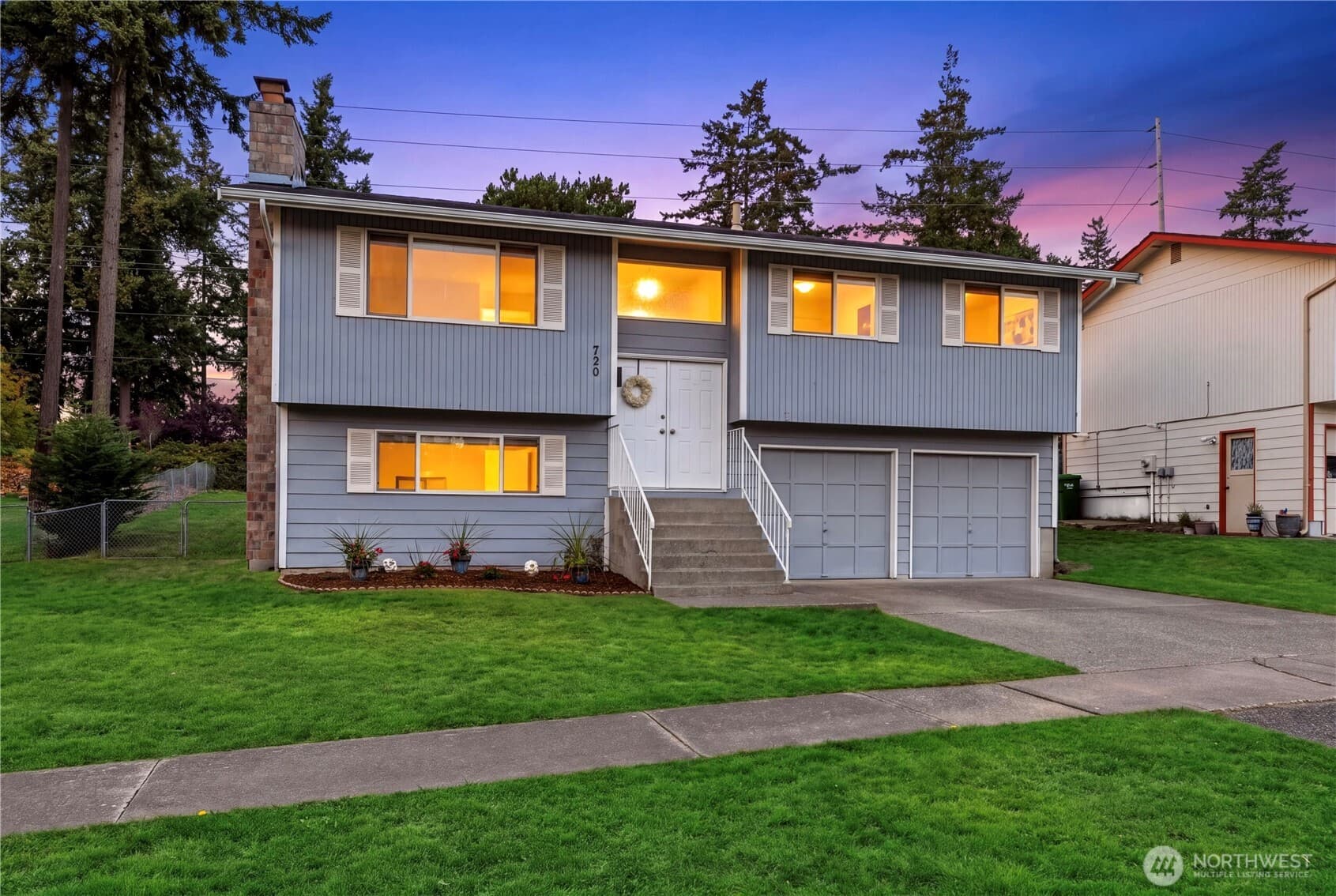 720 NW Hyak Drive