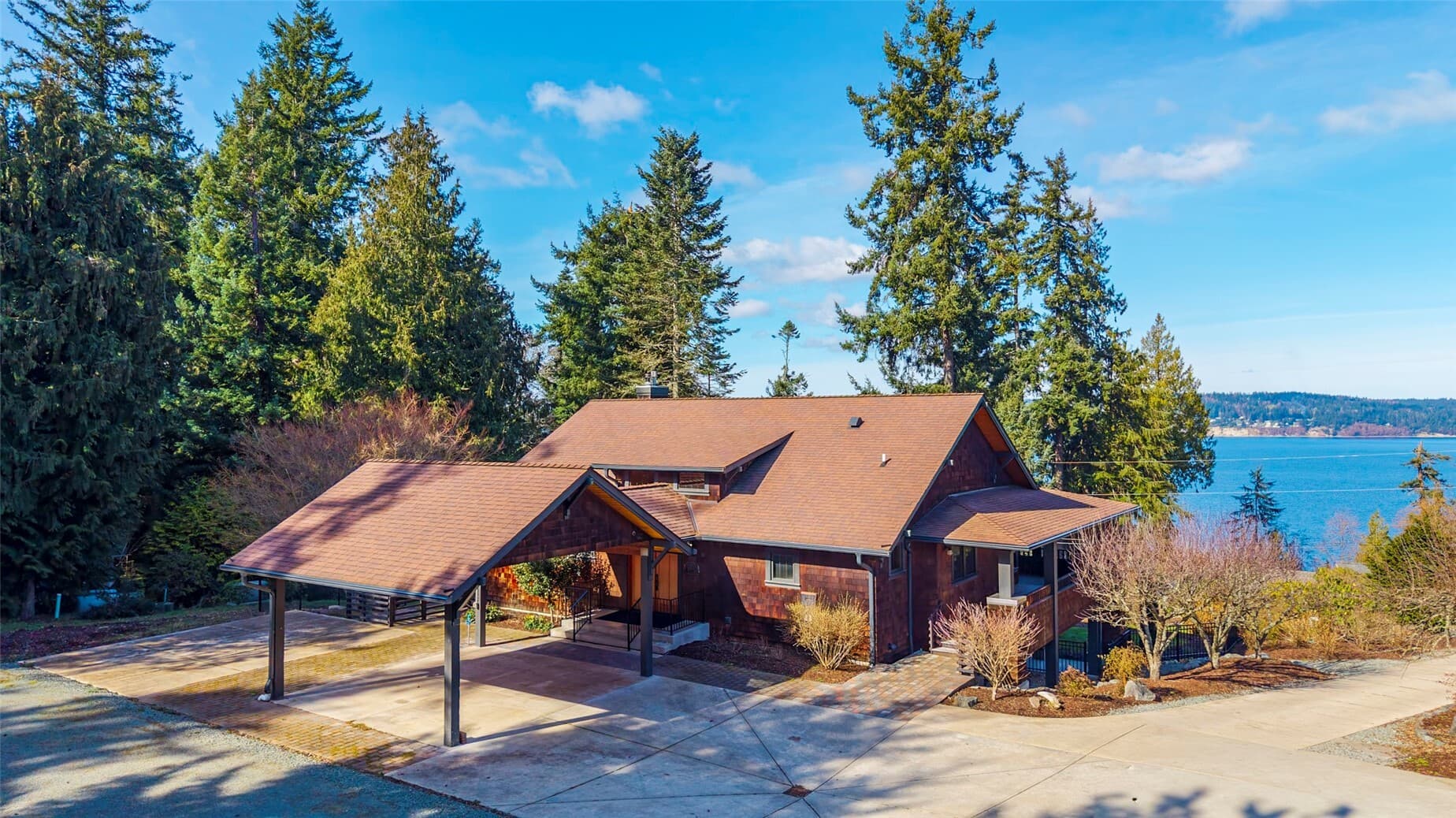 631 Maple Heights Road