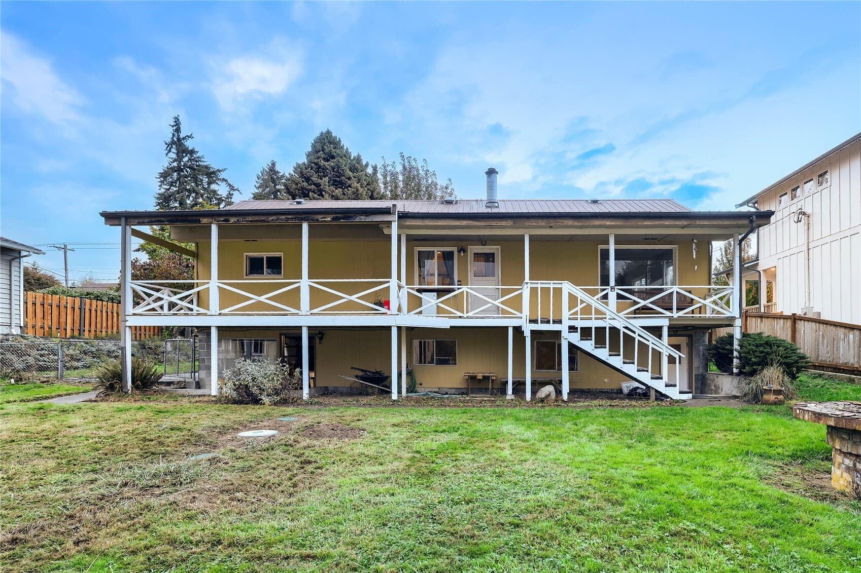 1605 Goat Trail Road