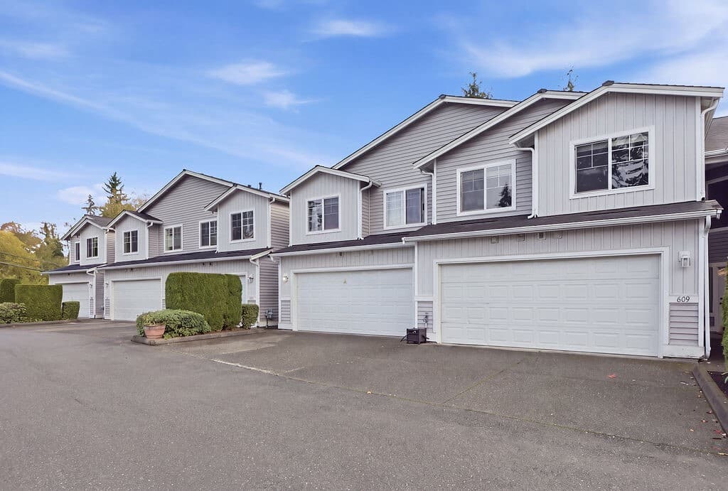14607 52nd Avenue W #609