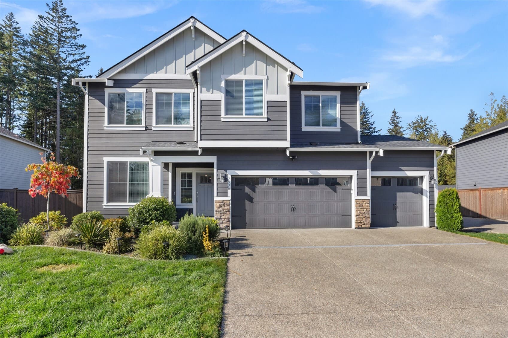 17536 Crossing Drive E