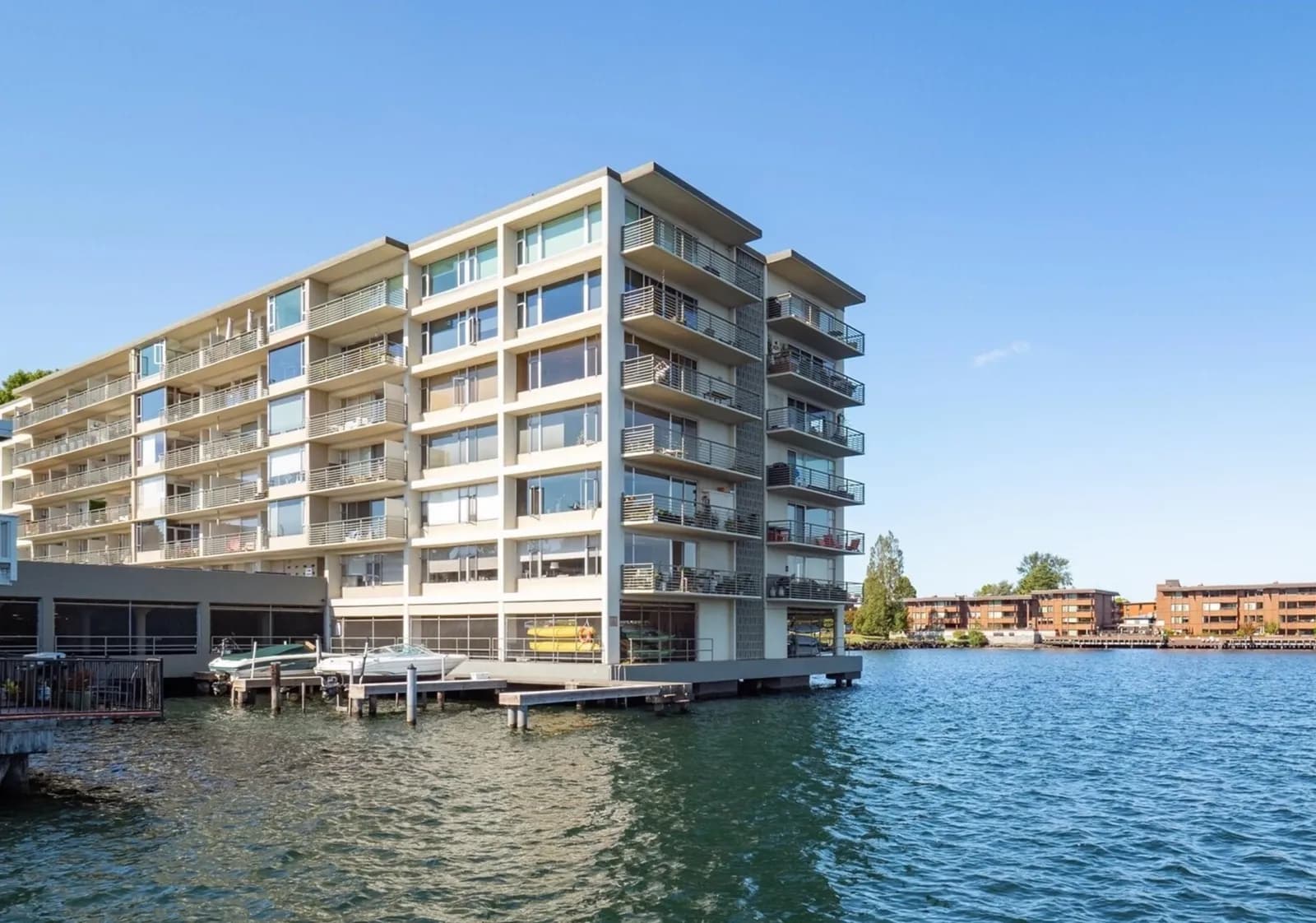 Lakeside West
